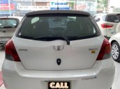 Cần bán Toyota Yaris năm 2011, nhập khẩu còn mới, giá chỉ 383 triệu