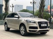 Cần bán xe Audi Q7 sản xuất năm 2015, màu vàng, nhập khẩu