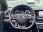 Cần bán gấp Hyundai Elantra sản xuất 2019 còn mới