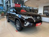Cần bán xe Toyota Fortuner năm sản xuất 2017, nhập khẩu
