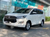 Bán Toyota Innova 2018 số sàn, xe tại hãng