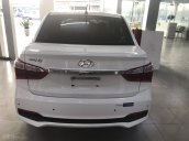 Bán Hyundai Grand i10 2019 số tự động, màu trắng, đi 30.000km