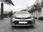 Cần bán xe Toyota Camry 2.0 E sản xuất năm 2018, giá tốt