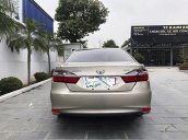 Cần bán xe Toyota Camry 2.0 E sản xuất năm 2018, giá tốt