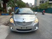 Cần bán lại xe Toyota Vios sản xuất năm 2010, giá thấp, động cơ ổn định 