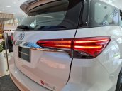 Toyota Fortuner 2021 đủ màu giao ngay, hỗ trợ trả góp Toyota lãi suất tốt