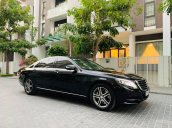 Mercedes-Benz S400 màu đen nội thất màu kem biển vip