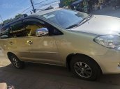 Cần bán gấp Toyota Innova năm 2006, màu vàng cát, giá tốt