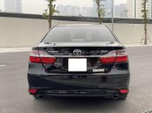 Bán gấp với giá ưu đãi chiếc Toyota Camry 2.5Q Sx 2018