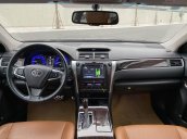 Bán gấp với giá ưu đãi chiếc Toyota Camry 2.5Q Sx 2018