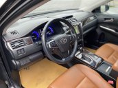 Bán gấp với giá ưu đãi chiếc Toyota Camry 2.5Q Sx 2018