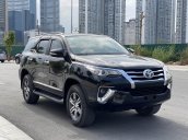 Bán gấp với giá thấp chiếc Fortuner 4x2 AT Sx 2017