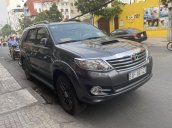 Đang về Toyota Fortuner sản xuất 2015 bản 2.5G số sàn máy dầu biển thành phố