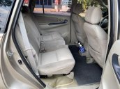 Bán xe Toyota Innova sản xuất năm 2012, giá thấp