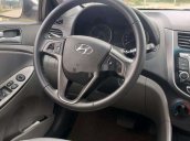 Cần bán gấp Hyundai Accent sản xuất năm 2015, nhập khẩu còn mới