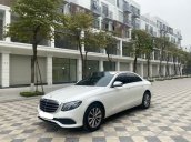 Bán nhanh chiếc Mercedes E200 sản xuất năm 2019