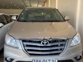 Bán nhanh chiếc Toyota Innova sản xuất 2015, giá tốt