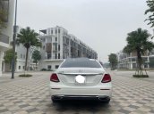 Bán nhanh chiếc Mercedes E200 sản xuất năm 2019