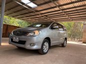 Cần bán Toyota Innova sản xuất năm 2010, giá mềm