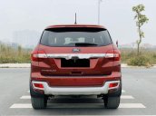 Cần bán lại xe Ford Everest sản xuất năm 2019 xe gia đình