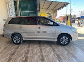 Bán nhanh chiếc Toyota Innova sản xuất 2015, giá tốt