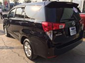 Cần bán xe Toyota Innova sản xuất năm 2017 còn mới