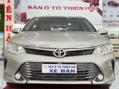 Bán Toyota Camry sản xuất 2016 còn mới