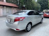 Cần bán Toyota Vios E sản xuất 2016, màu bạc chính chủ