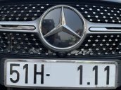 Cần bán xe Mercedes GLC-Class sản xuất năm 2020, màu đen còn mới