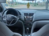 Cần bán gấp Hyundai Accent sản xuất năm 2015, nhập khẩu còn mới