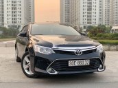 Cần bán gấp Toyota Camry năm 2017 còn mới