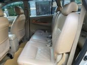 Xe Toyota Innova 2009, màu bạc còn mới