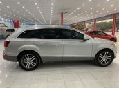 Xe Audi Q7 năm sản xuất 2006, màu bạc, nhập khẩu 