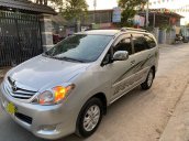 Xe Toyota Innova 2009, màu bạc còn mới