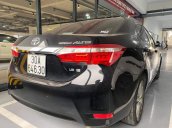 Cần bán lại xe Toyota Corolla Altis năm sản xuất 2015 còn mới, giá 615tr