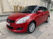 Cần bán Suzuki Swift sản xuất năm 2016, màu đỏ