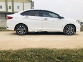 Cần bán gấp Honda City 2017, màu trắng chính chủ