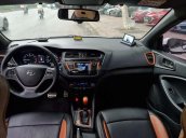 Xe Hyundai i20 Active sản xuất 2016, màu trắng, xe nhập