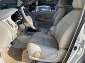 Cần bán gấp Toyota Innova năm 2008 còn mới