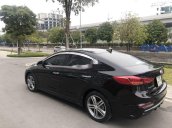 Bán Hyundai Elantra đời 2018, màu đen