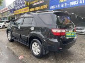 Cần bán Toyota Fortuner năm sản xuất 2010 còn mới, giá tốt