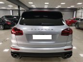 Bán nhanh chiếc Porsche Cayenne 2016