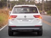 Volkswagen Tiguan 2021 màu trắng nhập khẩu 100% giao xe ngay, tặng quà khủng từ hãng, đủ màu giao ngay