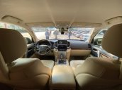 Bán xe Toyota Land Cruiser VX 4.6 sản xuất 2016, tên công ty xuất hoá đơn, biển HN 30E - 616.39, cực mới