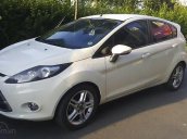 Bán ô tô Ford Fiesta sản xuất năm 2011, màu trắng 