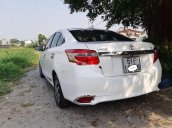 Cần bán gấp Toyota Vios sản xuất 2015, xe chính chủ giá ưu đãi