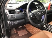 Cần bán xe Toyota Camry năm sản xuất 2018 còn mới