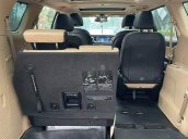 Bán Kia Sedona năm sản xuất 2017, giá 890tr
