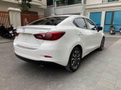 Bán Mazda 2 đời 2017, màu trắng, giá cạnh tranh