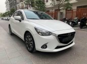 Bán Mazda 2 đời 2017, màu trắng, giá cạnh tranh
